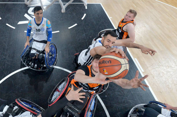 说员因不当 说员因不当